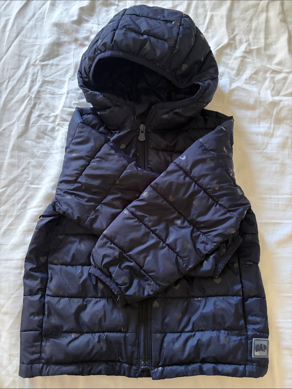 Fall/Winter ready! GAP Girl’s size 4 Navy *Heart*Quilted Puffer Jacket with Hood